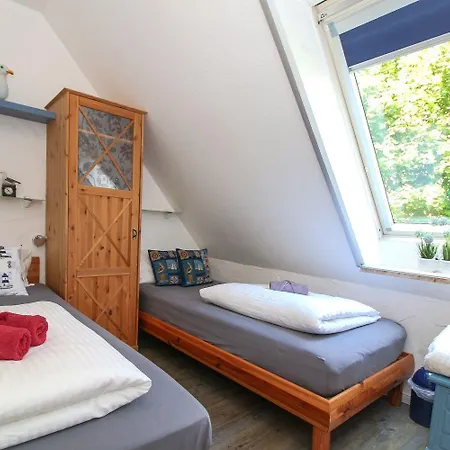 Giselas-grachtenblick * غريتسيل